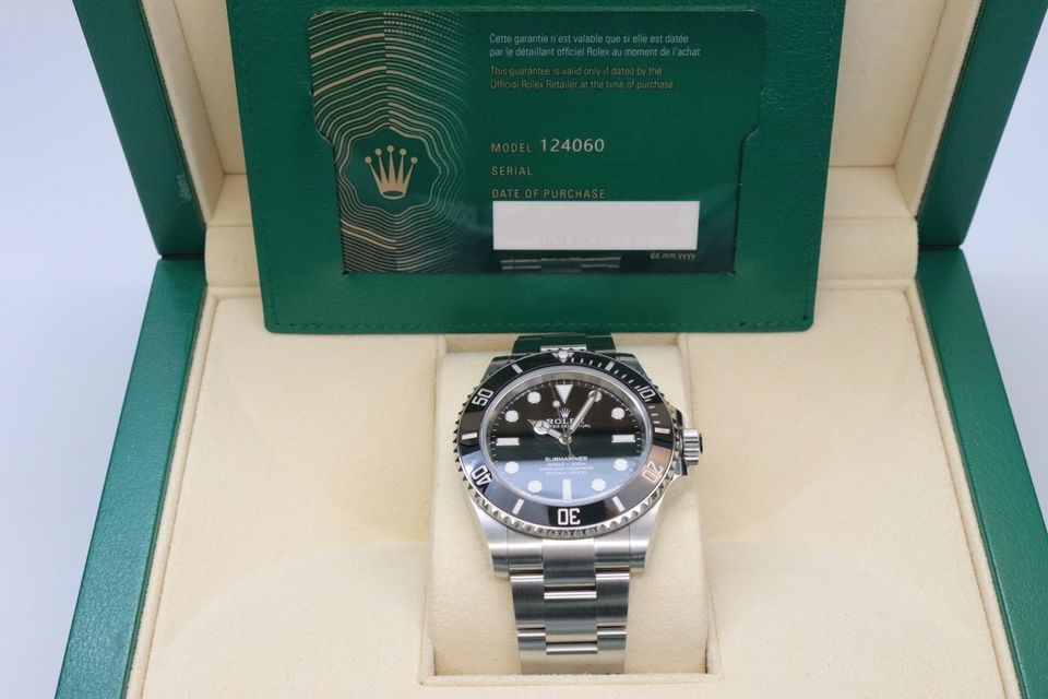 Rolex Submariner 124060 Image 7